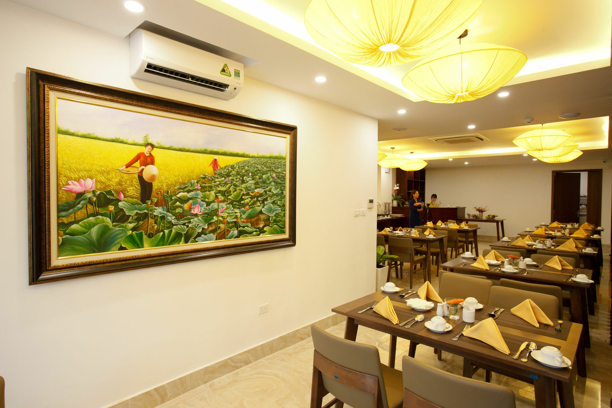 Hanoi Pomihoa Hotel Bagian luar foto